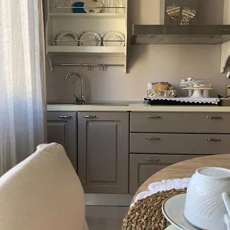 Biancospino Apartment *