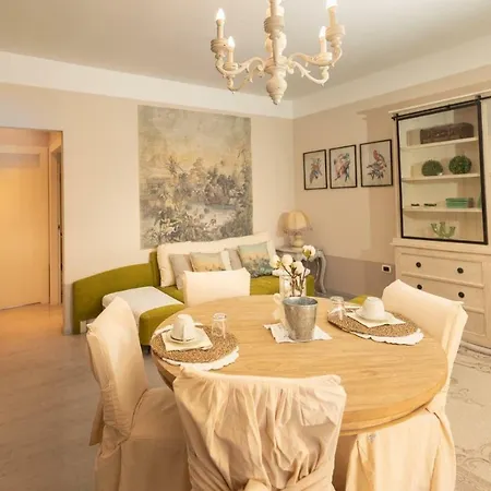 Biancospino Apartment